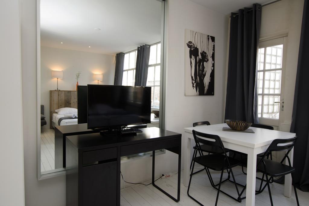 Bed and Breakfast Amsliving Amsterdam Zewnętrze zdjęcie